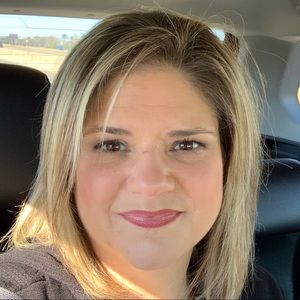 Meet your Posher, Ssheli